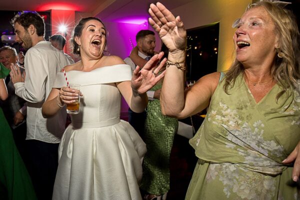 Sophie and Sam at Hampton Court Palace Golf Club